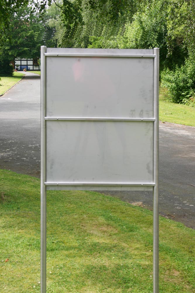 Edelstahl-Schildständer - Typ ESR-H-V2A-Plexi-Thoene