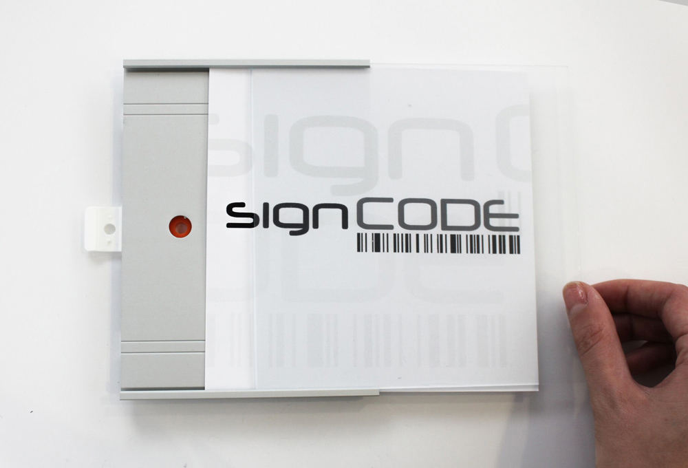 Türschild SignCode Color - 148 x 105 mm (hoch oder quer)