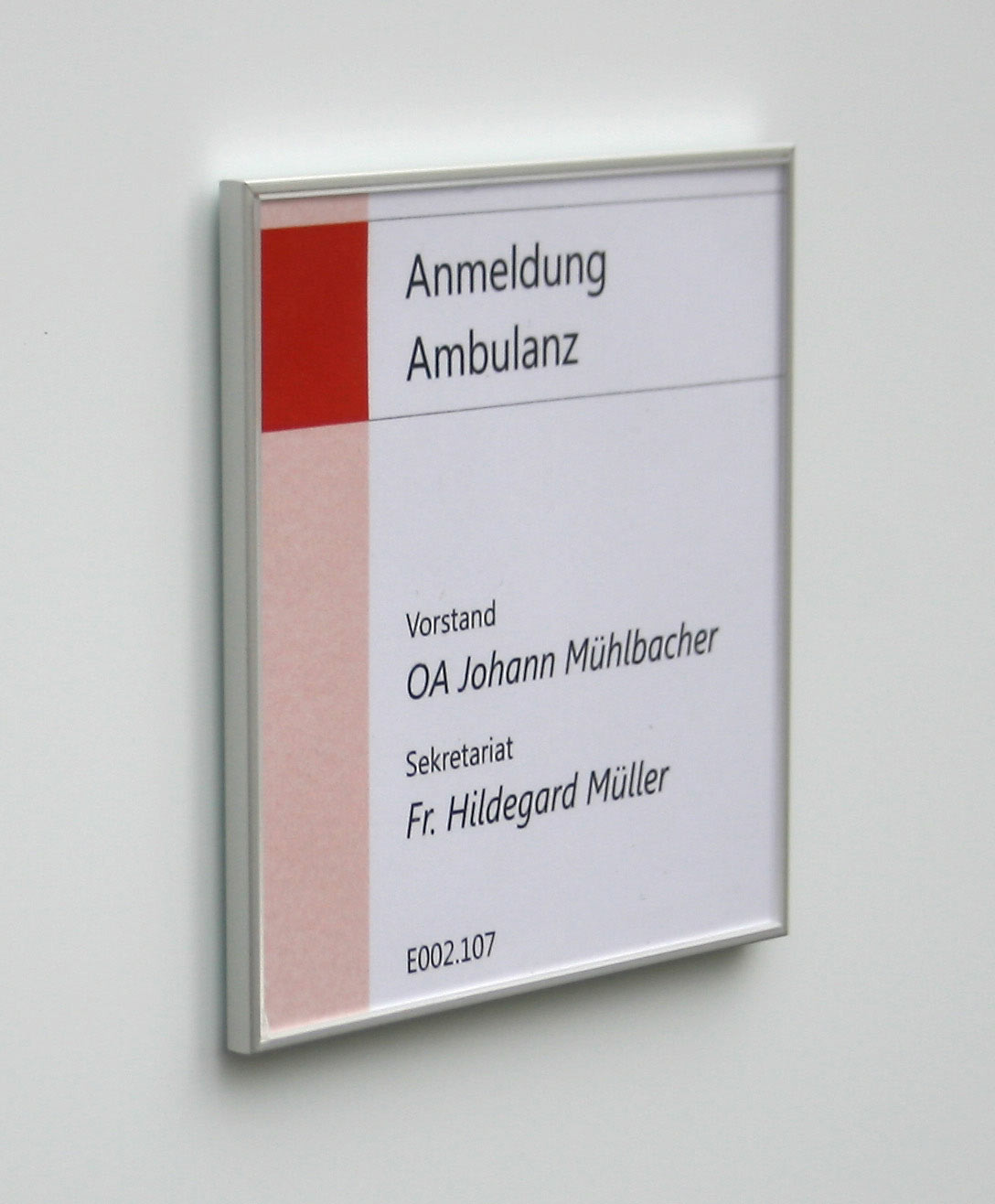 Türschild FORMO.flach - 108,5 x 76 mm