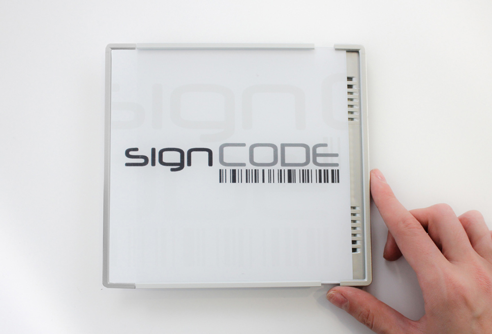 Türschild SignCode Color - 148 x 105 mm (hoch oder quer)