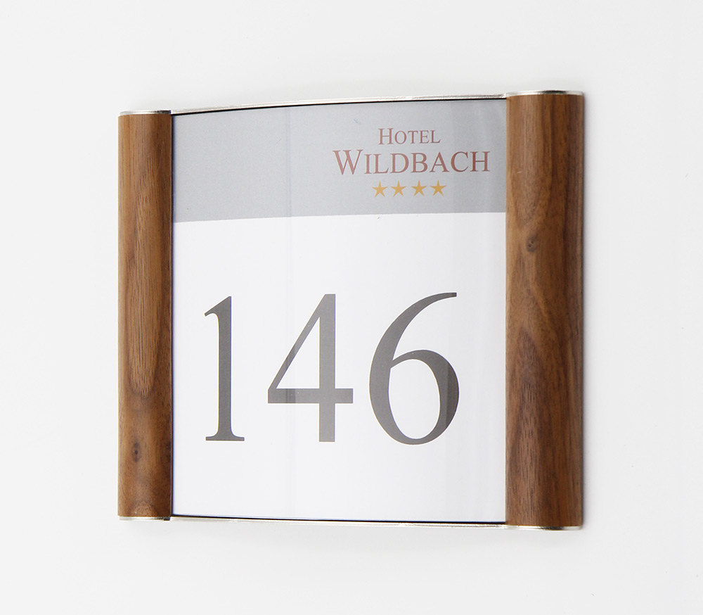 Türschild Westerwald-Nussbaum - 470 x 301 mm (BxH) A3 quer